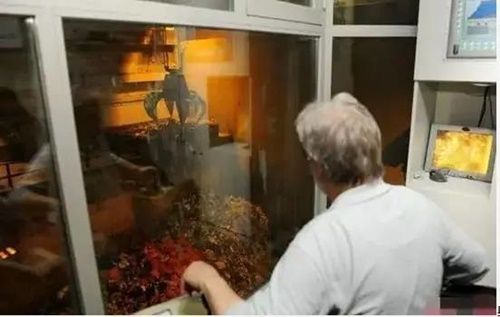 脑洞大开 看看这些奇形怪状却功能强大的垃圾焚烧厂!(图5) 脑洞大开 看看这些奇形怪状却功能强大的垃圾焚烧厂!(图5)