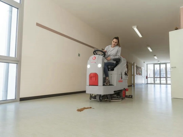 省！省！省！同样是洗地机 它为什么可以这么省？(图2)