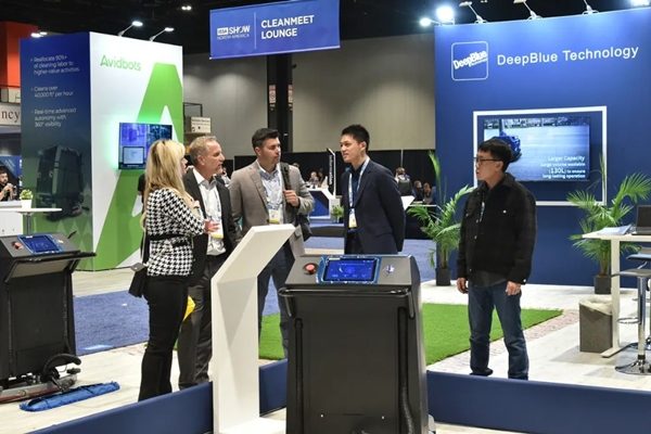 深兰科技亮相2022 ISSA北美清洁展 全面开拓北美市场！(图2)