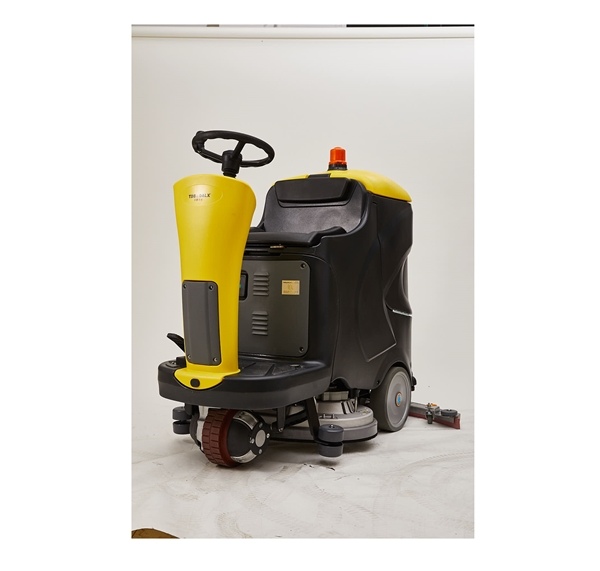 驾驶式洗地机常遇到哪些故障?如何避免?(图1) 驾驶式洗地机常遇到哪些故障?如何避免?(图1)