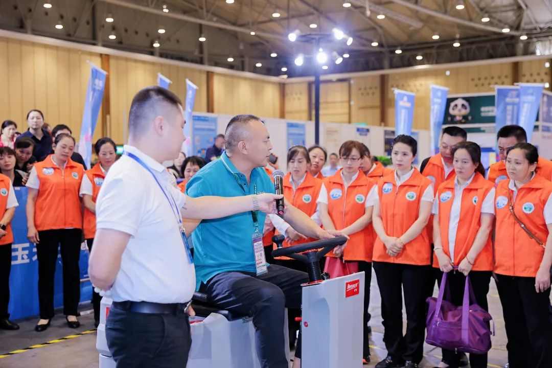 西南清洁人展风采！2024年第四届四川省清洁行业职业技能大赛精彩回顾(图24)