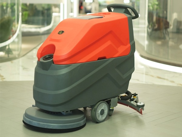 保洁市场广阔追求高效低成本 商业保洁少不了的洗地机(图1) 保洁市场广阔追求高效低成本 商业保洁少不了的洗地机(图1)