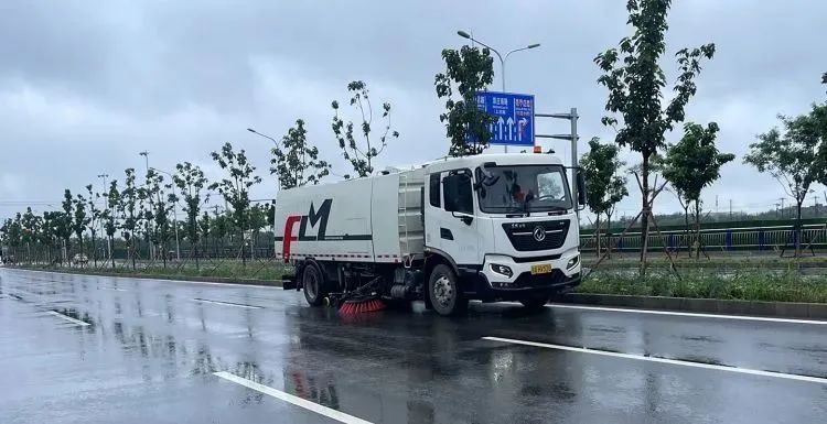 “汛”速出击！直击京津冀抗洪第一线的环卫力量(图6)